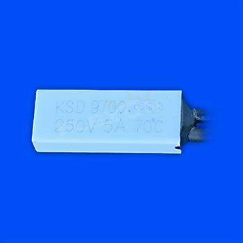 ترموسویچ پلاستیکی 70 درجه N-C